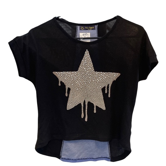 The Classic Other - Brand new adorable top!!